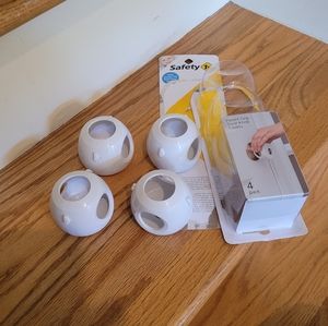 NEW Safety 1st Child Proof Door Knob Covers